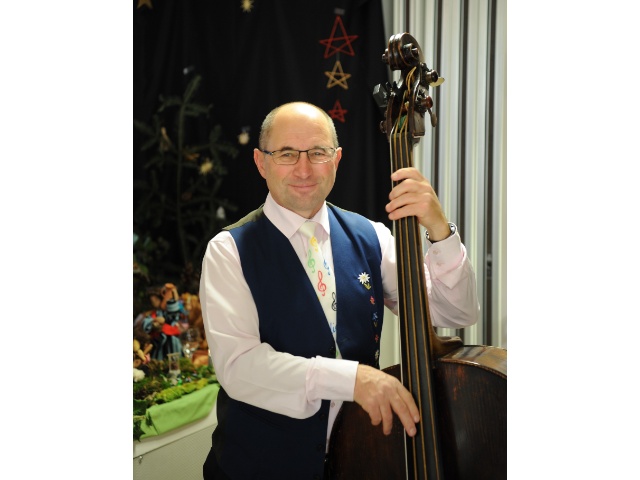 Sepp am Kontrabass